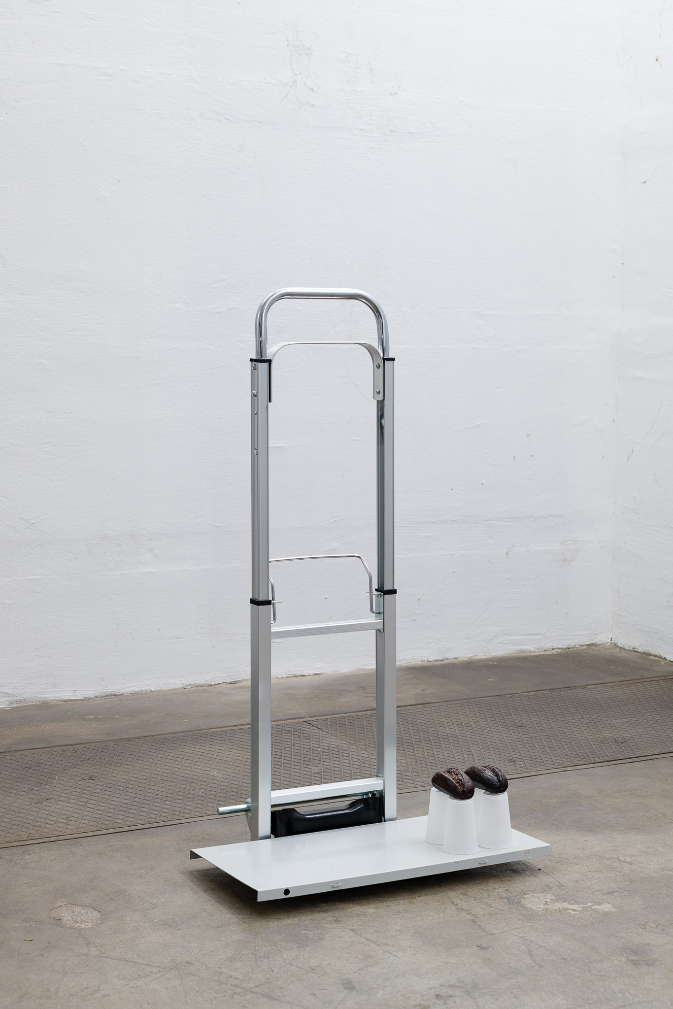 raphael_pohl_at_Oststation_curated_by_fanny_hauser_2021-2 raphael_pohl_at_Oststation_curated_by_fanny_hauser_2021-3