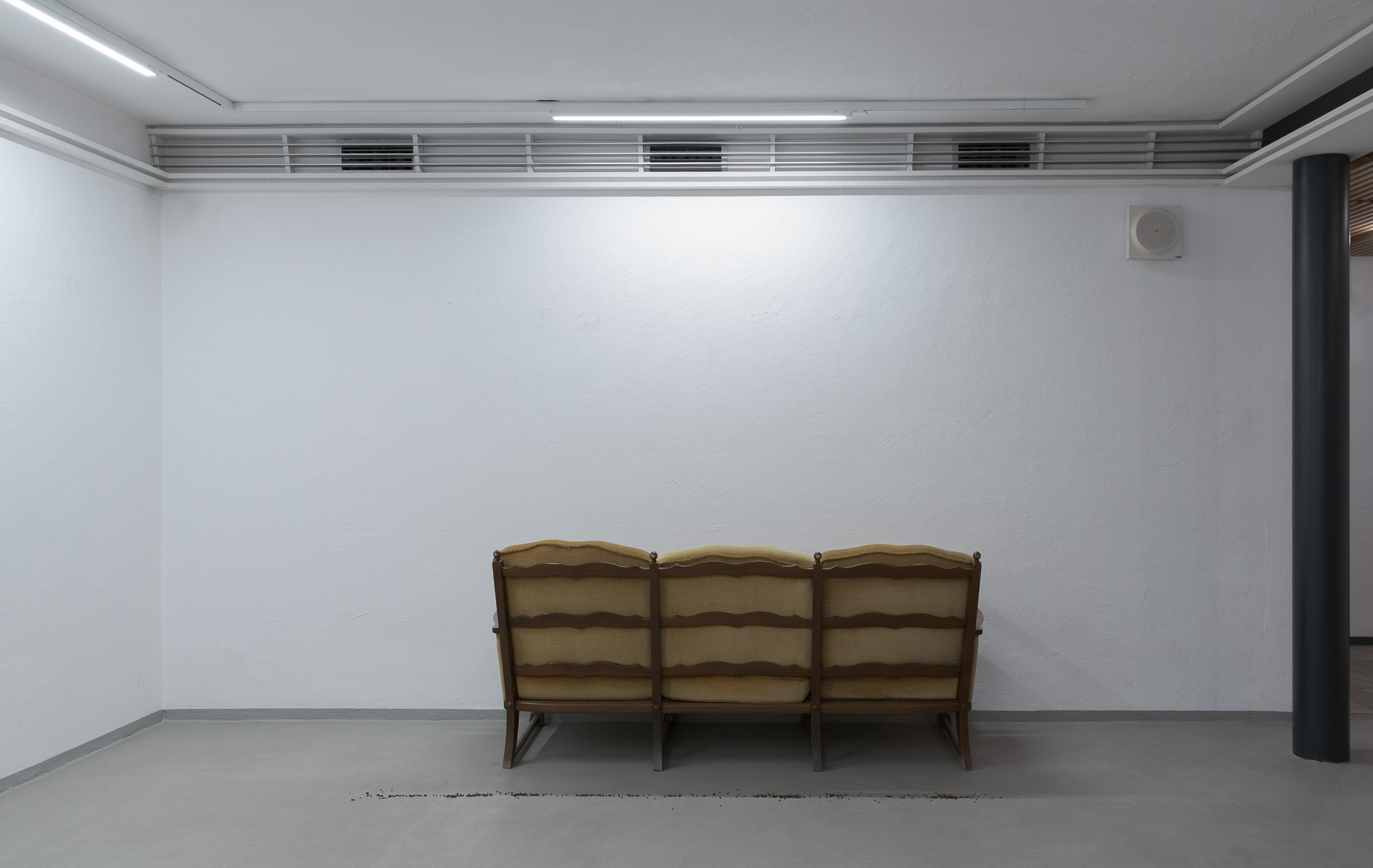 installation “ pools on the veranda” by Raphael Pohl, shown at ECK-Museum of Art