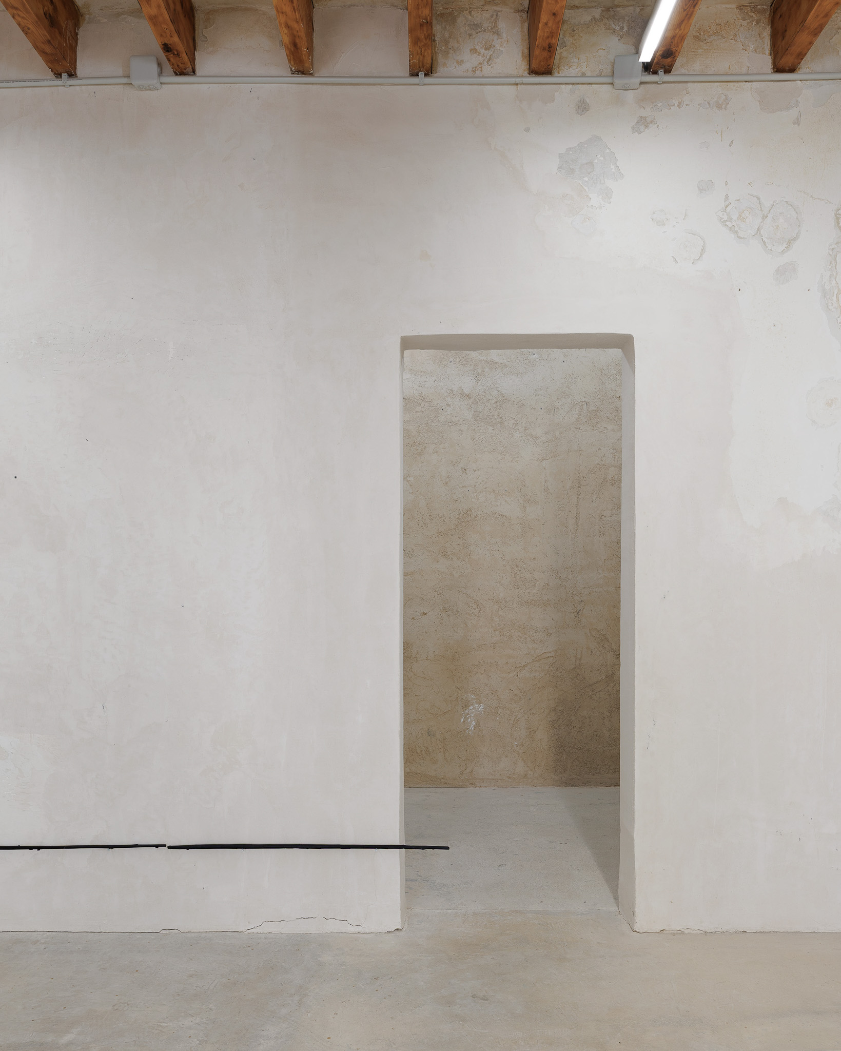 installation view of raphael pohl’s exhibition at proyecto reme, palma de mallorca, 2025